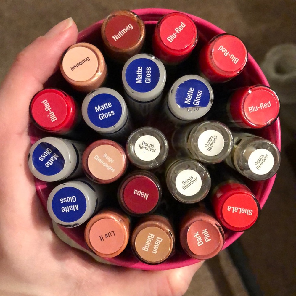 Lipsense Colors, remover, and matte gloss